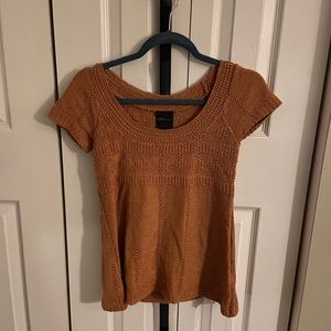 Shirt sleeve brand new burnt orange sweater shirt